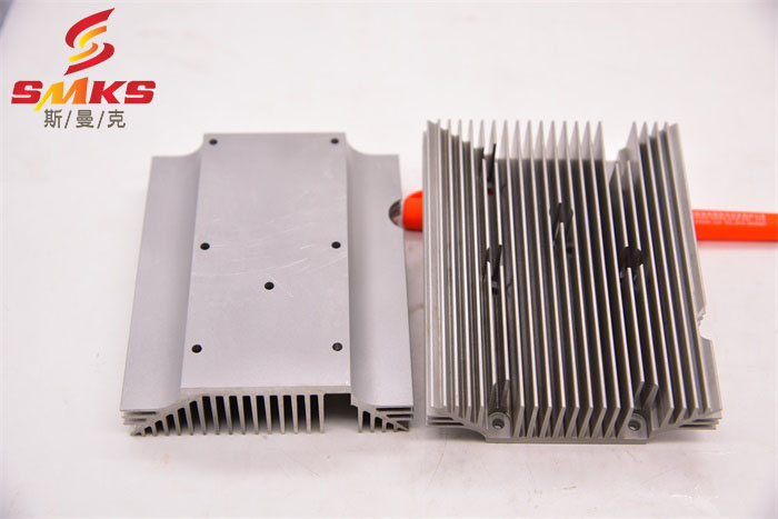  磨粒流<a href='http://m.jinchengle.cn' target='_blank'><u>微孔拋光機(jī)</u></a>