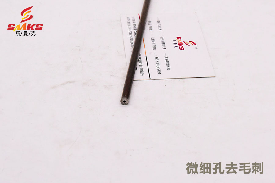 <a href='http://m.jinchengle.cn' target='_blank'><u>內(nèi)孔拋光</u></a>去毛刺設(shè)備