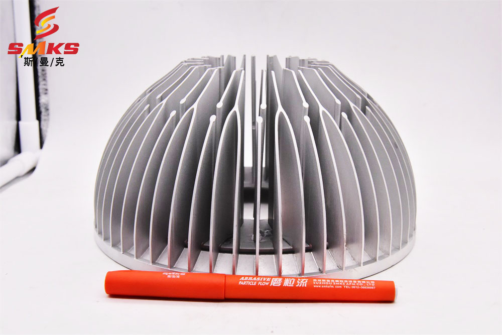 <a href='http://m.jinchengle.cn' target='_blank'><u>流體拋光機(jī)</u></a>